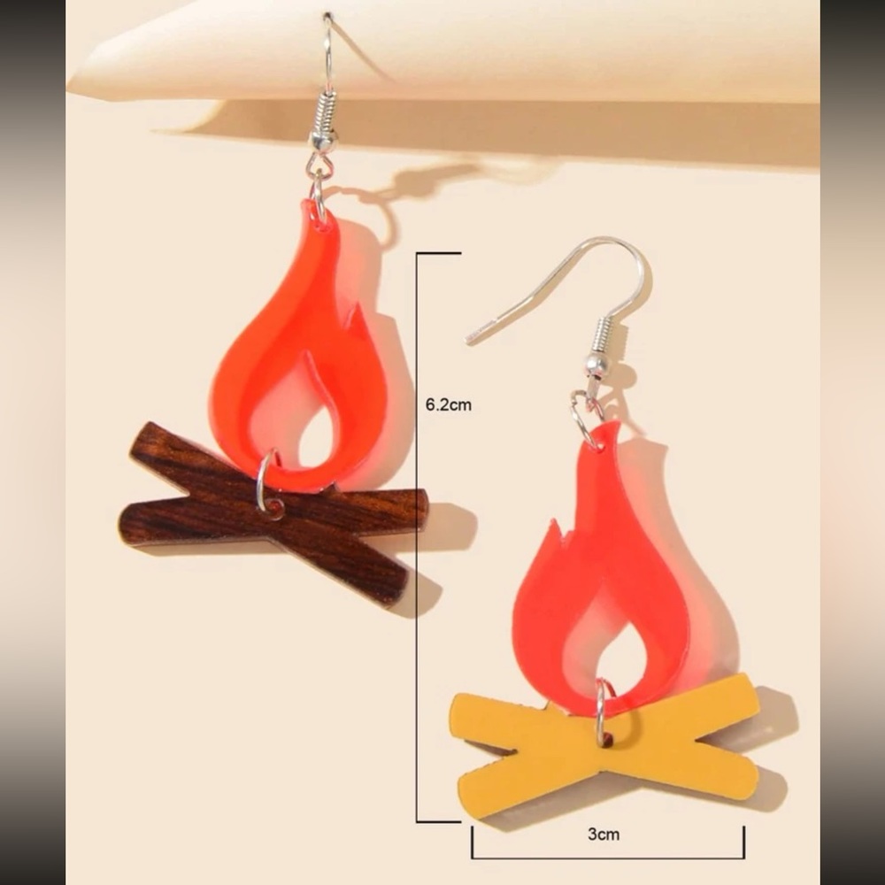 ⛺️ Awesome Campfire Fire Drop Earrings 🔥 - Picture 4 of 5